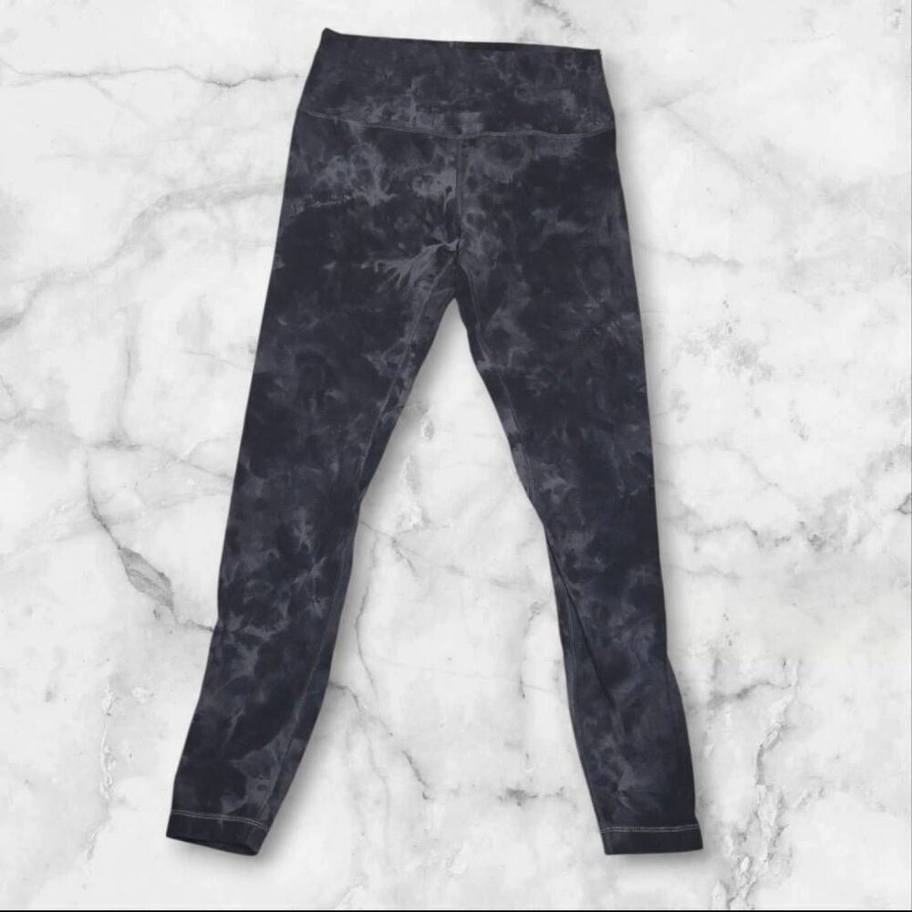 Lululemon Size 10 Ice Dye Gray Aligns